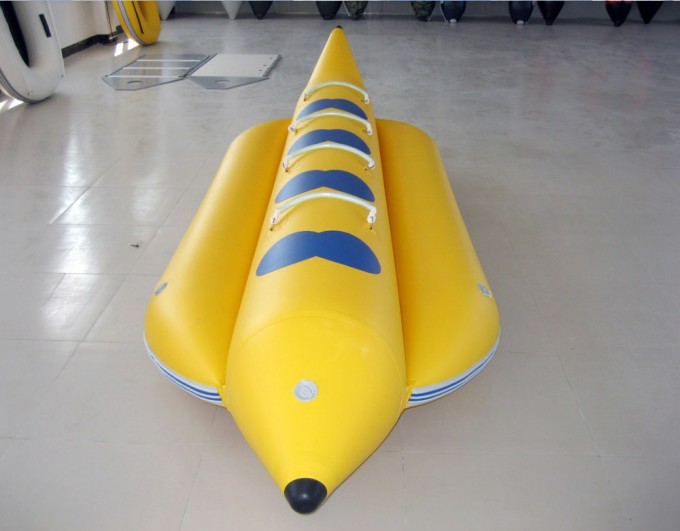 Banana Inflatable Boat for 5 Seats Image1