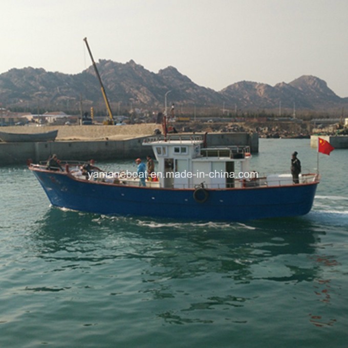 13.9m Fiberglass Fishing Boat with Hold Tank Image1