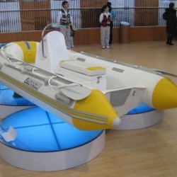 Hot-Selling 4.2m Yellow and White Inflatable Rib Boat