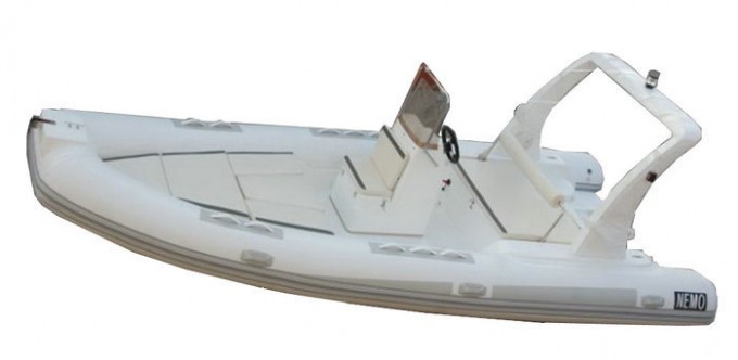 Rigid Inflatable Boat with Hypalon Tube Image1
