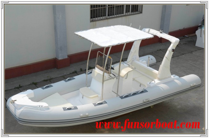 Funsor Marine Inflatable Yacht (RIB-580) Image1