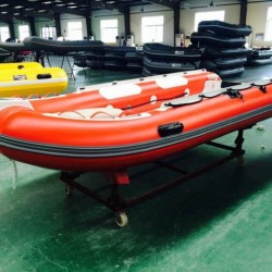 Inflatable Canoe (3.9M)