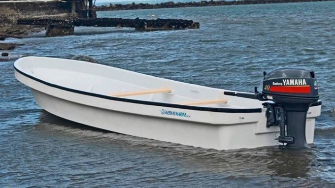 23FT / 7m Wasen Type Single Hull Fiberglass Panga Boat Image1