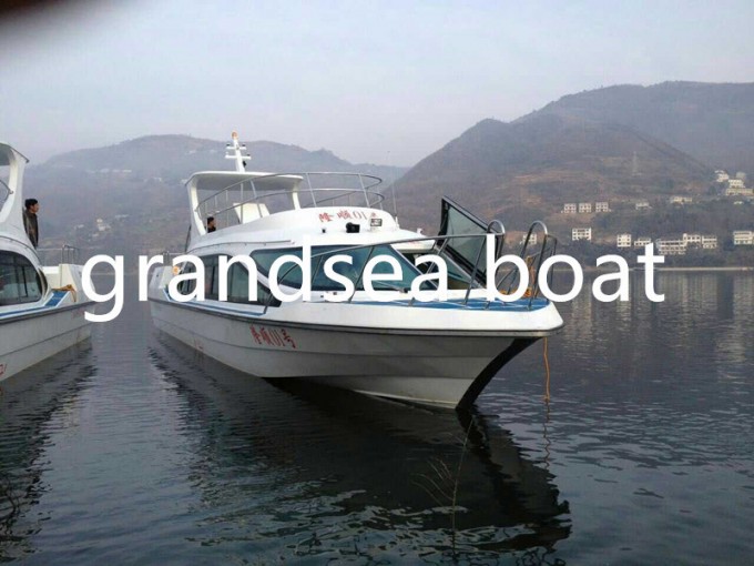 38-50seats FRP Speed Passenger Boat with Inboard Diesel Engine Image1