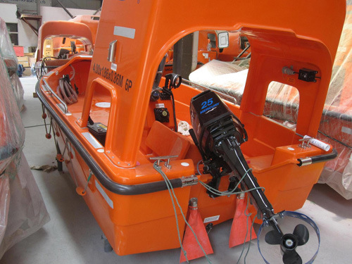 GRP Fire Resistant Open Type Rescue Boat Image1