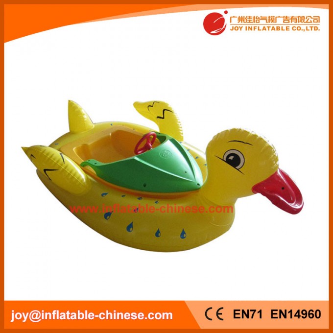 Plastic Aqua Hand Paddle/Bumper Boat for Kids (T12-850) Image1