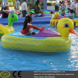 Battery Water Park Inflatable Bumper Boat for Kid