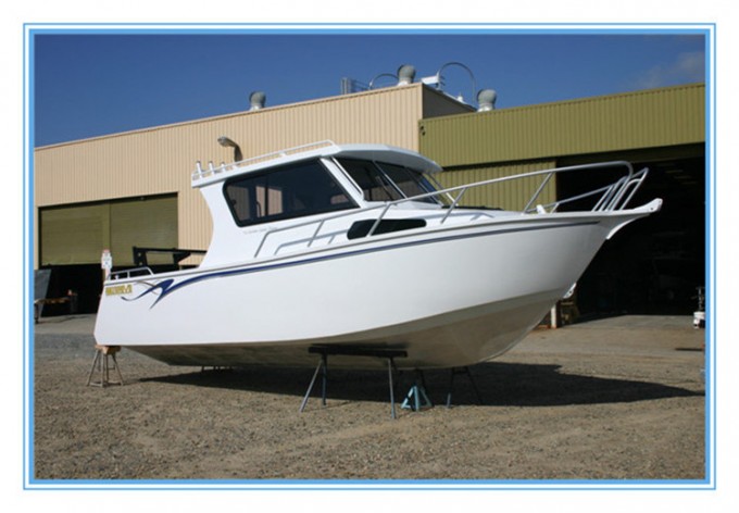 7.5m-9m Lifestyle Fashion Design Professional Luxury Yacht for Sale Image1