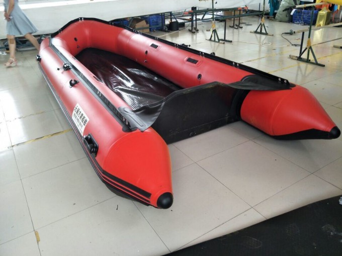 4.8m PVC Water Boat with Wearproof Bottom Image1