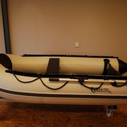 6 Persons Ce Customized Color Inflatable Boat with Motor