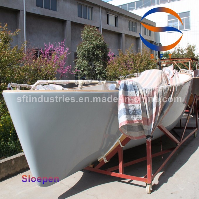 Different Colors 5.75m Fiberglass FRP Motor Sloepen Boat Image1