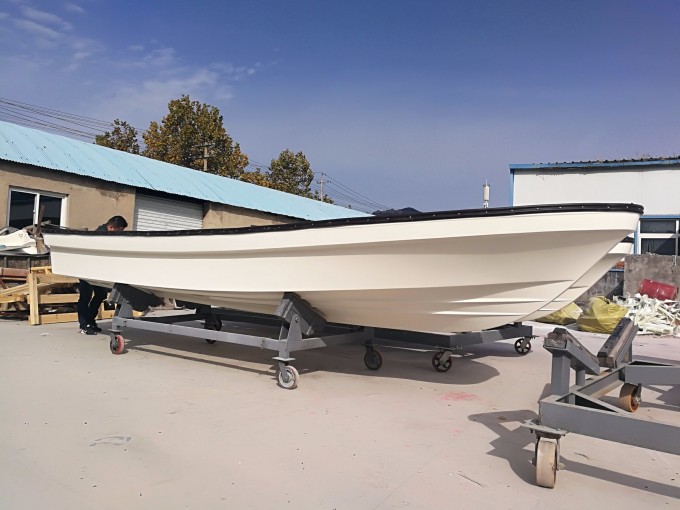 21FT Bare Hull Panga Fishing Boat Image1