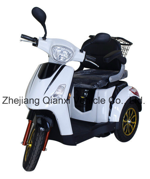 Three Wheels Elderly and Disabled Electric Scooter St096 Image1