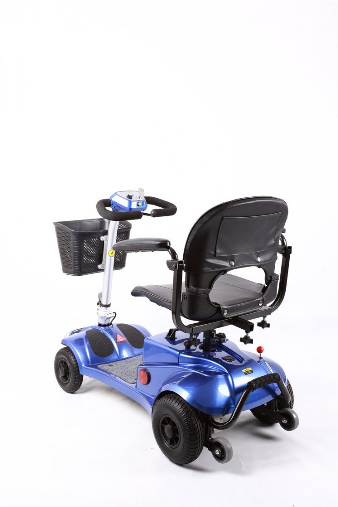 Safe Performance Disability Balance Electronic Scooters with Footrest for Sale Image1