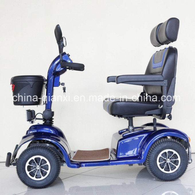 ISO Factory Electric Scooter Four Wheels Image1