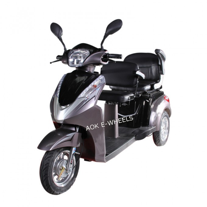 Double Saddles Disabled 3 Wheel Electric Mobility Scooter (TC-022B) Image1