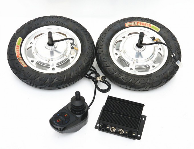 High Strength Braking Distance 1m Electric Wheelchair with Ce Image1