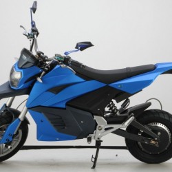 Cool Design M5 Electric Motorcycle Powerful Long Range 2kw~3kw 80km/H