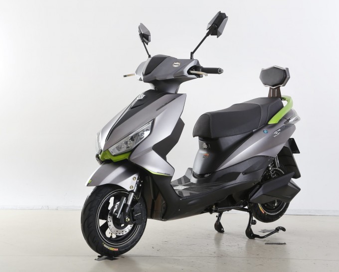 800W Sporty Electric Motorcycle Mnp Image1