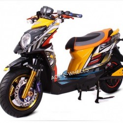 2000W Fashionable Electric Motorcycle (EM-002)