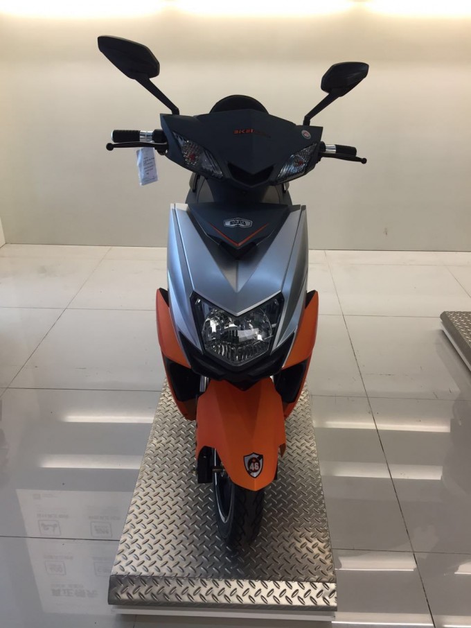 High Speed Electric Motorcycle Powerful E Motorcycle for Adults Image1