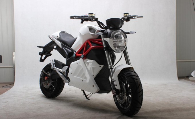 Electric Motorcycle 2000W Brushless Rear Motor Image1