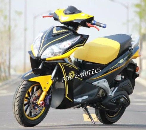 Hot Sale 1200W Electric Motorcycle with Lead Acid Battery (EM-004) Image1