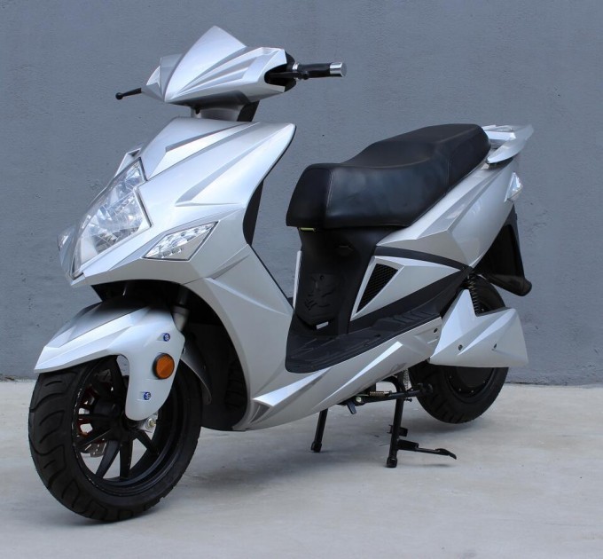 2018 3000W Electric Motorcycle Image1