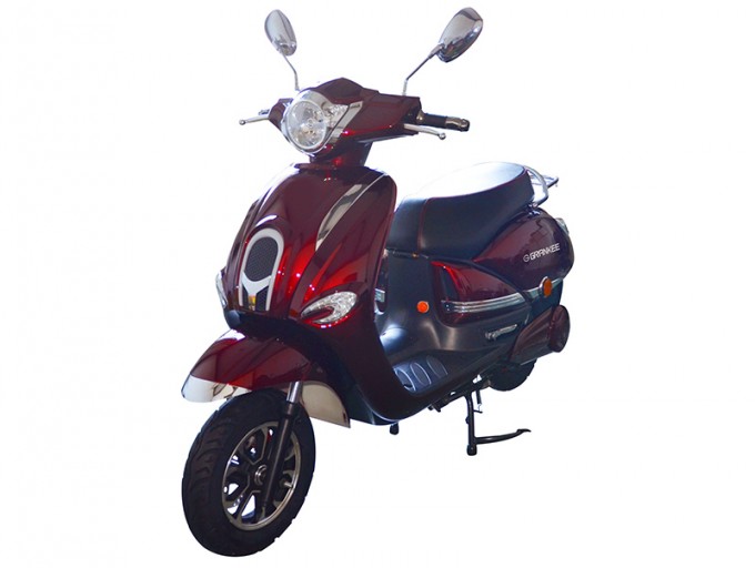 1200W Italian Electric Moped with 70km Riding Distance Per Charge Image1