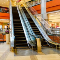 Indoor Outdoor Shopping Mall 30 35 Escalator