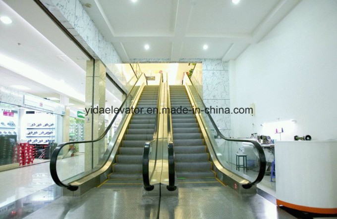Escalator in Supermarket Image1