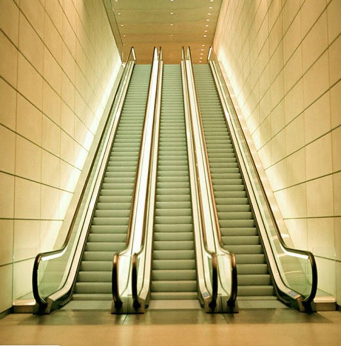 Srh Gre20 Safe and Comfortabel Escalator Image1