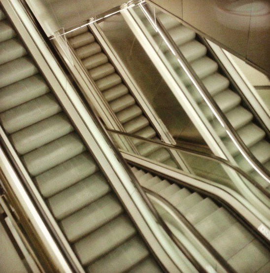 Srh Home Escalator Image1