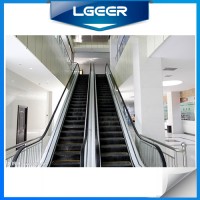 Escalator with Outdo