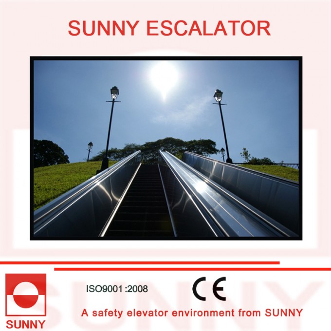Durable Stainless Steel Panel Escalator with Anti-Lip Grooves (Sn-Es-D010) Image1
