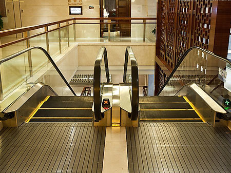 0.65m/S Running Speed Passenger Escalator Image1