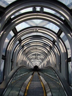 German Brand Public Escalator Image1