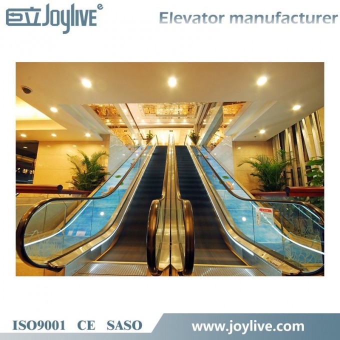 Passenger Shopping Escalator with Generous Design Image1