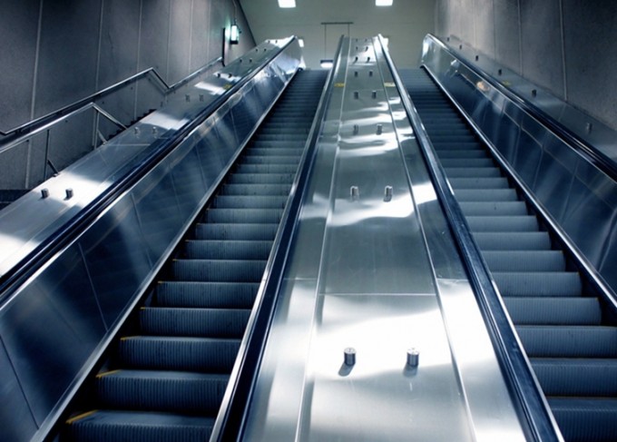 30 35 Degree Passenger Escalator, Moving Walk Image1
