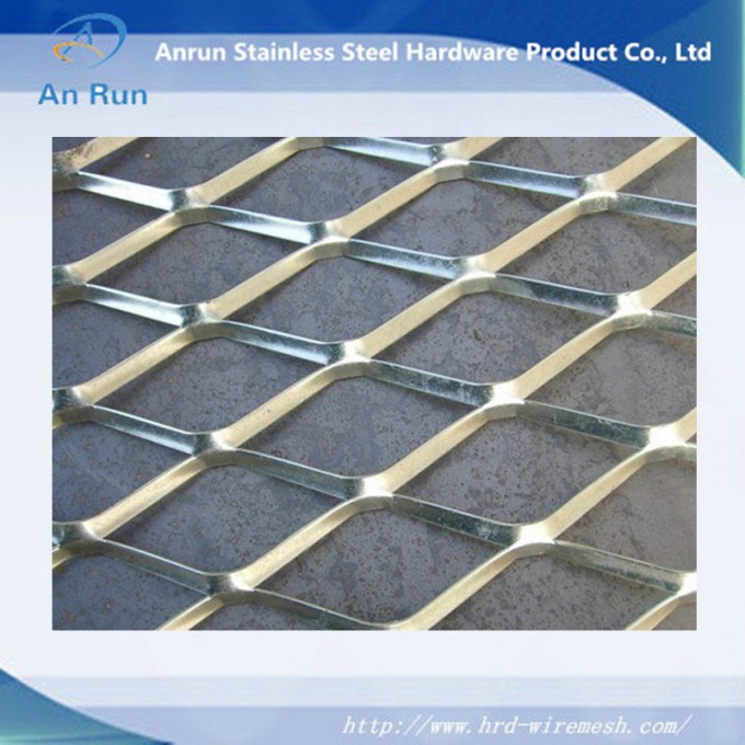 Expanded Stainless Steel Wire Mesh Image1