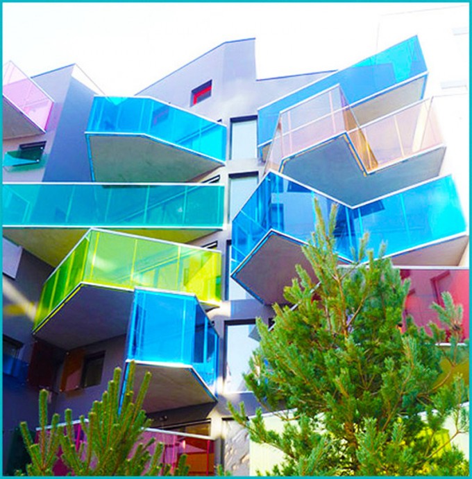 Colored PVB Laminated Glass Railing / Fences on Escalator / Balcony / Staircase Image1
