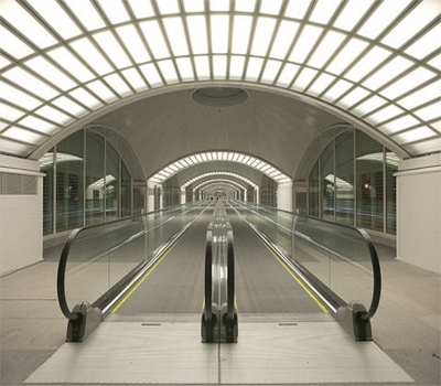 China Manufacturer Direct Automatic Shopping Mall Moving Walkway Image1