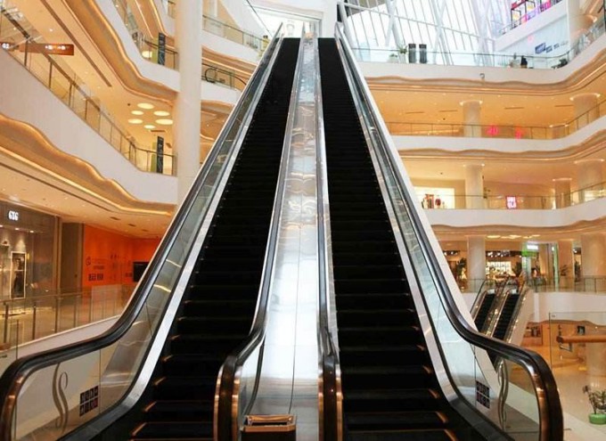 Supermarket Escalator 1000mm Width Step Image1