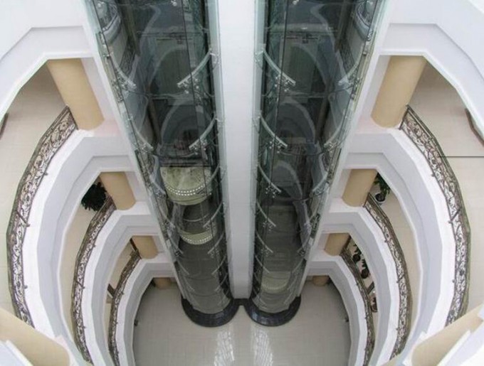Gearless Small Machine Room Sightseeing Elevator Lift Image1