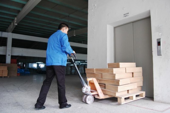 Cargo Lift Goods Freight Elevator with 1000kg~5000kg Image1