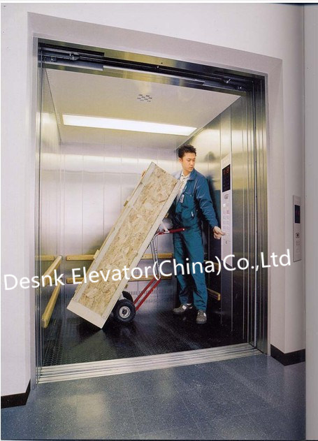 Goods Elevator to Carry Freight or Car in China Image1