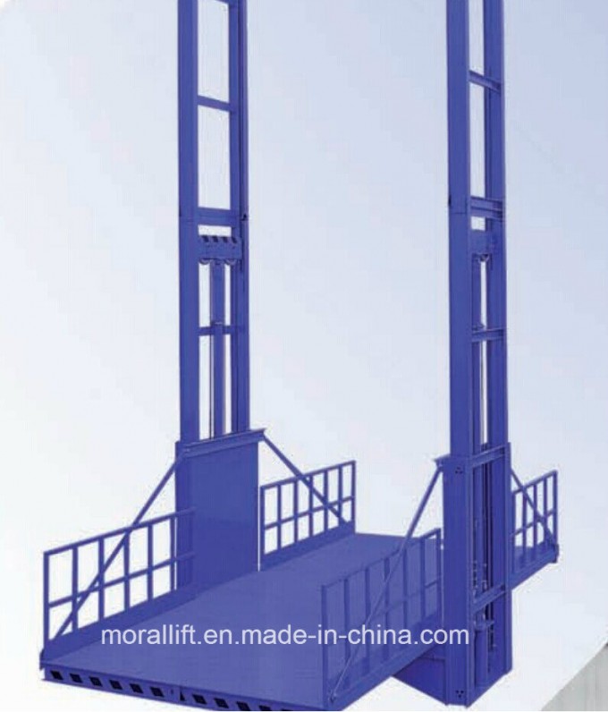 Hydraulic Goods Elevator for Warehouse Image1
