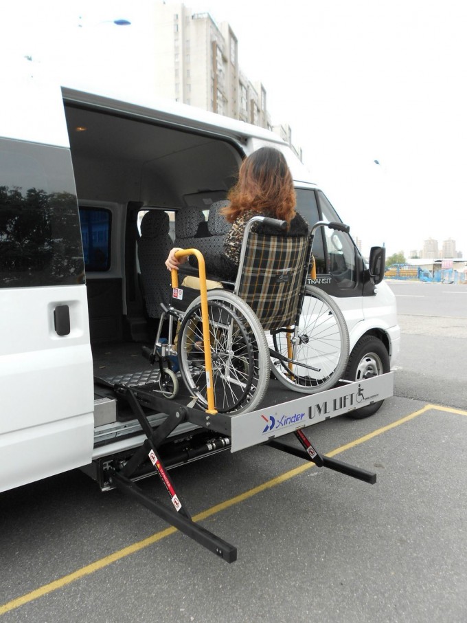Wheelcjair Elevator for Van for The Disabled Image1