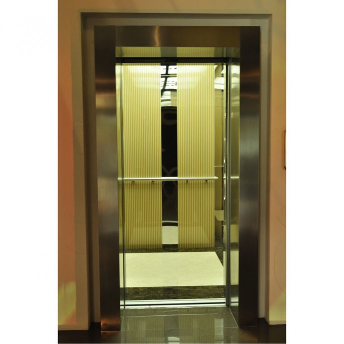 Passenger Elevator with Machine Room Image1