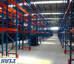 Metal Heavy Duty Steel Warehouse Selective Teardrop Storage Pallet Rack Image1